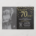 70e Jubileum Chalkboard Black en Gold Kaart<br><div class="desc">70ste Jubileum van de Weddenschap met douanefoto. Chalkboard Black and Gold Invitation. Zeventig Jubileum. Chalkboard Black en Gold Glitter Diamond Background Gold Confetti. Volwassen verjaardag. Vrouw of Man Man Birthday Party. Voor verdere aanpassing, te klikken gelieve de knoop "van de Aanpassing het"en ons ontwerphulpmiddel te gebruiken om deze sjabloon te...</div>