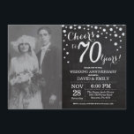 70e Jubileum Chalkboard Black Silver Kaart<br><div class="desc">70ste Jubileum van de Weddenschap met douanefoto. Chalkboard Black en Silver Invitation. Zeventig Jubileum. Chalkboard Black en Silver Glitter Diamond Background Zilveren Confetti. Volwassen verjaardag. Vrouw of Man Man Birthday Party. Voor verdere aanpassing, te klikken gelieve de knoop "van de Aanpassing het"en ons ontwerphulpmiddel te gebruiken om deze sjabloon te...</div>