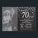 70e Jubileum Chalkboard Black Silver Kaart<br><div class="desc">70ste Jubileum van de Weddenschap met douanefoto. Chalkboard Black en Silver Invitation. Zeventig Jubileum. Chalkboard Black en Silver Glitter Diamond Background Zilveren Confetti. Volwassen verjaardag. Vrouw of Man Man Birthday Party. Voor verdere aanpassing, te klikken gelieve de knoop "van de Aanpassing het"en ons ontwerphulpmiddel te gebruiken om deze sjabloon te...</div>