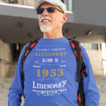 70e verjaardag 1953 Voeg de naam Blue Gold Legenda T-shirt<br><div class="desc">Viel een speciale 70e verjaardag van iemand in stijl met dit gepersonaliseerde blauwe en gouden Legendary t-shirt! Dit ontwerp is een eerbetoon aan het jaar dat ze in 1953 geboren zijn, perfect voor een viering op de verjaardag van een mijlpaal. De zachte en adembenemende katoenen stof zal hen hoe dan...</div>
