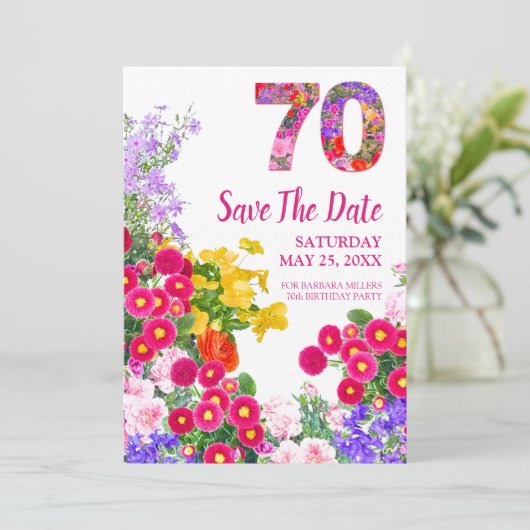 70e verjaardag bloemenmodern Save The Date Kaart (Staand voorkant)