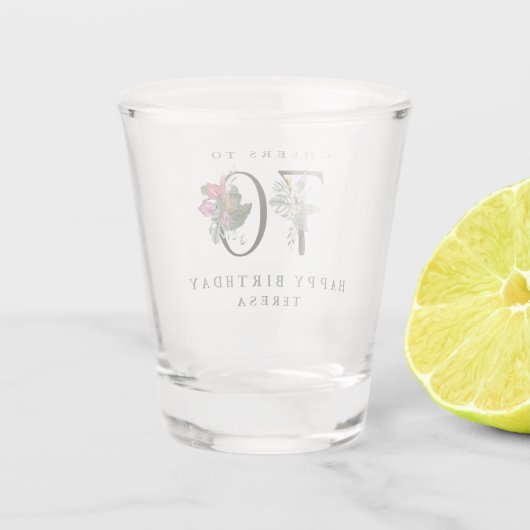 70e verjaardag Cheers met naam Tropical Floral Shot Glas (Achterkant)