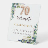 70e verjaardag eucalyptus groen welkom reclamebord met voetstuk (Voorkant)
