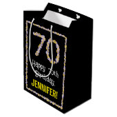 70e verjaardag: Floral Flowers Number, Custom Name Medium Cadeauzakje (Achterkant Gekanteld)