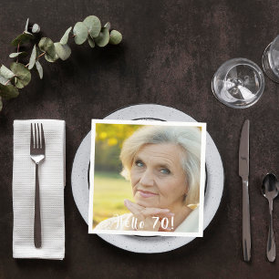 70e verjaardag foto hallo 70 vrouw servet