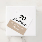 70e verjaardag Grappig citaat Beige Modern Bedankjes Labels (In situ)