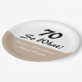 70e verjaardag Grappig Gezegde Beige Modern Papieren Bordje (Gekanteld)
