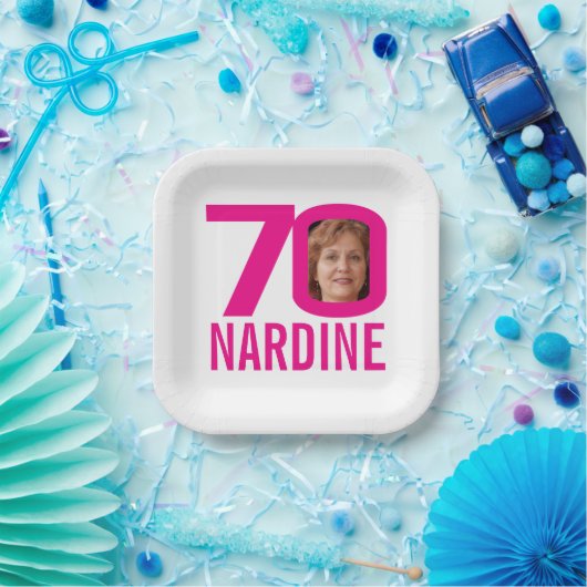 70e verjaardag helderroze wit 70 aangepaste foto papieren bordje (Feest)