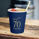 70e verjaardag Hoofdstuk 70 Blauw Goud Papieren Bekers<br><div class="desc">Voeg een vleugje sprankeling toe aan de 70e verjaardag van je geliefde met deze prachtige Blue Gold papieren bekers. Perfect voor die finishing touch aan een feestje.</div>