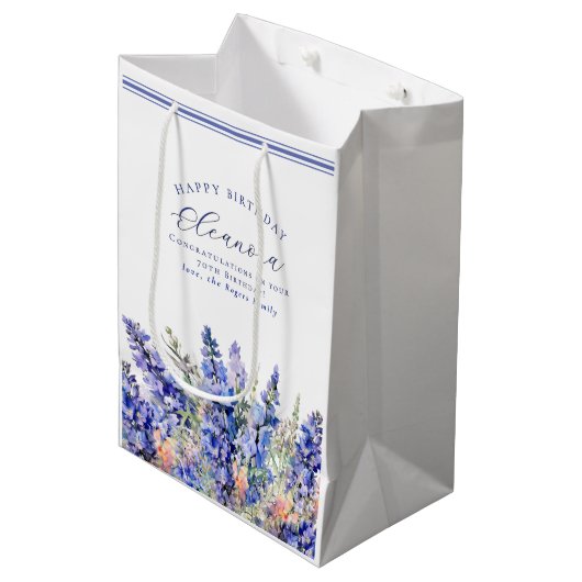 70e verjaardag juli Geboortemaand Bloem Blauw Medium Cadeauzakje (Voorkant Gekanteld)