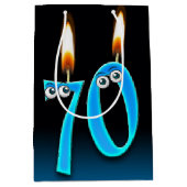 70e verjaardag kaarsen Middelgrote Gift Bag Medium Cadeauzakje (Voorkant)