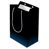 70e verjaardag kaarsen Middelgrote Gift Bag Medium Cadeauzakje (Achterkant Gekanteld)