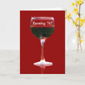 70e verjaardag met wijn en grappigheid kaart (Gele Bloem)