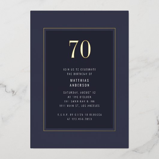 70e verjaardag Minimal Elegant Donkergoud Lijst Folie Uitnodiging (Voorkant)