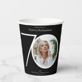 70e verjaardag minimalistische zwarte typografie f papieren bekers (Voorkant)