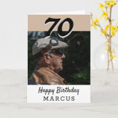70e verjaardag moderne beige foto gepersonaliseerd kaart (Gele Bloem)