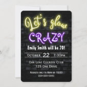 70e verjaardag Neon Glow Sign on Brick Kaart (Voorkant)