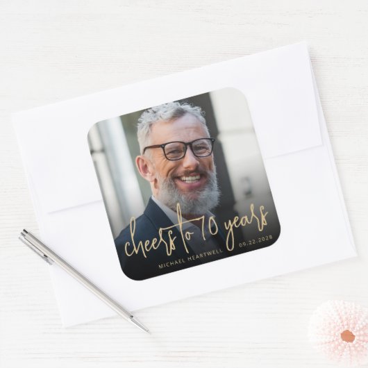 70e verjaardag Party Foto Cheers Gold Script Vierkante Sticker (Envelop)
