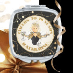 70e verjaardag Proost 70 Funny Bold Gold Black Handtas Spiegeltje<br><div class="desc">Is iemand speciaal die 70 wordt die je zeer dierbaar is? Dit leuke budget cadeau idee is schattig en praktisch ook! Pas aan met haar naam of wijzig zelfs het jaar ...  Cheers!</div>