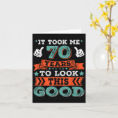 70e verjaardag Quote Graphics Graphics Grappig 70 Kaart (Gele Bloem)