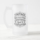  70e verjaardag van het vrouwendag matglas bierpul (Links)