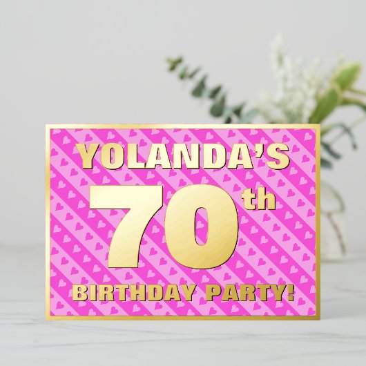 70e verjaardag — vuurroze harten en strips folie uitnodiging (Staand Voorkant)