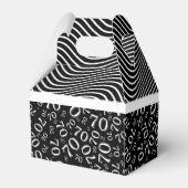 70e verjaardag zwart/wit getallenpatroon bedankdoosjes (Achterkant)