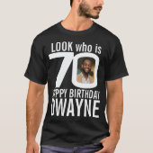 70e verjaardag zwart wit look whos 70 foto naam t-shirt (Voorkant)