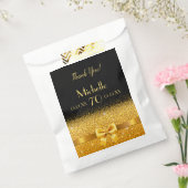 70e verjaardagsfeest zwart goud boog elegante naam bedankzakje (Gezegeld)