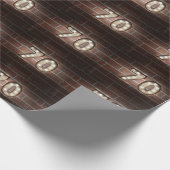 70e verjaardagsmarquee licht op baksteen cadeaupapier (Hoek)