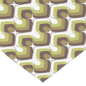 70s Bold Modern Retro Ogee Motif in Greens Medium Tafelloper (Hoek)