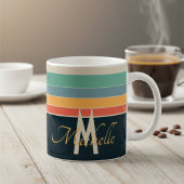  70s kleurrijk Stripes-script monogram Koffiemok