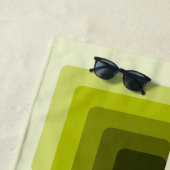 70s Rainbow Squares Monochrome Green Strandlaken (In situ)