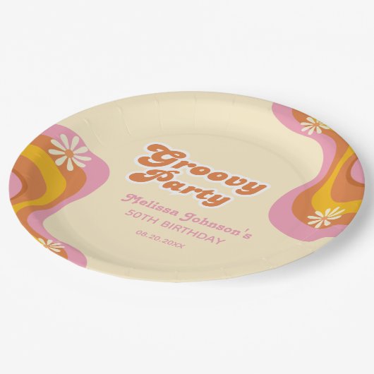 70s Retro Groovy Party Daisies Peach Verjaardag Papieren Bordje (Gekanteld)