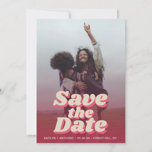 70's Retro Groovy Viva Magenta Foto Wedding Save The Date (Voorkant)