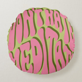 70s Retro: 'Meditate' Motivatie Poster Rond Kussen