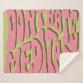 70s Retro: 'Meditate' Motivatie Poster Sherpa Deken (Voorkant (horizontaal))
