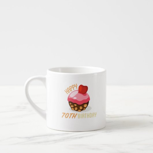 70ste verjaardag met chocoladetaart espresso kop (Links)