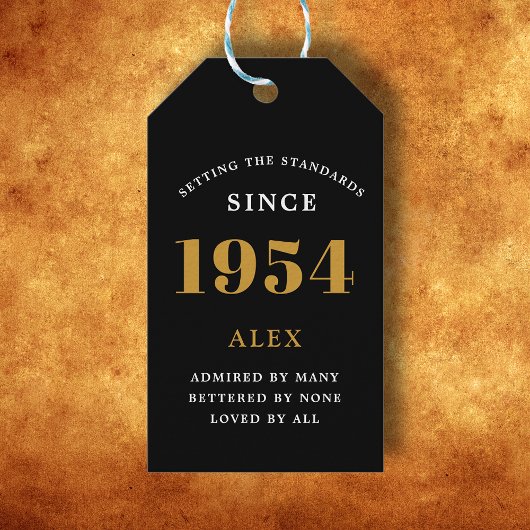 70ste Verjaardag Naam 1954 Zwart Goud Elegant Chic Cadeaulabel