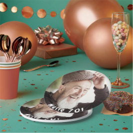 70ste verjaardagsfoto hallo 70 jongens mannen papieren bordje