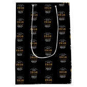 70th Birthday 1956 Black Gold Chic Elegant Medium Cadeauzakje (Achterkant)