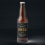 70th Birthday Name 1952 Black Elegant Chic Bier Etiket<br><div class="desc">Een gepersonaliseerd elegant bieretiket dat gemakkelijk aan te passen is voor die speciale gelegenheid.</div>