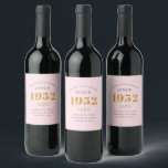70th Birthday Name 1952 Pink Grey Elegant Chic Wijn Etiket<br><div class="desc">Een gepersonaliseerd elegant wijnetiket dat gemakkelijk aan te passen is voor die speciale gelegenheid.</div>
