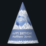 70th Birthday Number Pattern Blue/White Scallops Feesthoedjes<br><div class="desc">Dit is een partijontwerp met een blauw en wit aantalpatroon waar aantal 70 willekeurig op een witte achtergrond wordt verspreid. Er is een scalloped banner rond de bodem voor uw, "Happy Birthday" [naam]", tekst. Gebruik de gemakkelijke die tekstsjabloon wordt verstrekt om het te veranderen om de beroemdheidsnaam, of jouw naam,...</div>