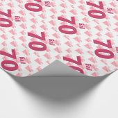 70th Birthday PINK HEARTS Custom Name V30 Cadeaupapier (Hoek)
