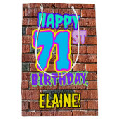 71e verjaardag: Leuk, Urban Graffiti geïnspireerd  Medium Cadeauzakje (Voorkant)