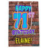 71e verjaardag: Leuk, Urban Graffiti geïnspireerd  Medium Cadeauzakje (Achterkant)