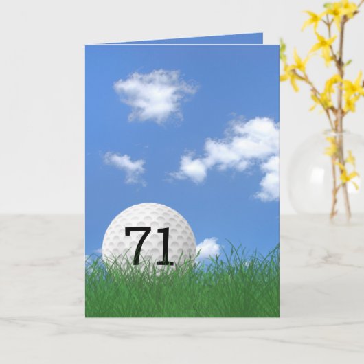 71ste verjaardag, golfbal in gras kaart (Gele Bloem)