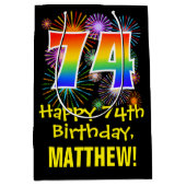 74e verjaardag: Vuurwapenpatroon en regenboog 74 Medium Cadeauzakje (Voorkant)