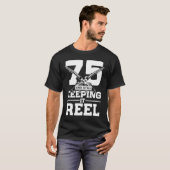 75 and still keeping it reel ocean angling t-shirt (Voorkant volledig)